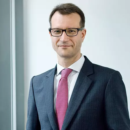 Dr Claus Trenner